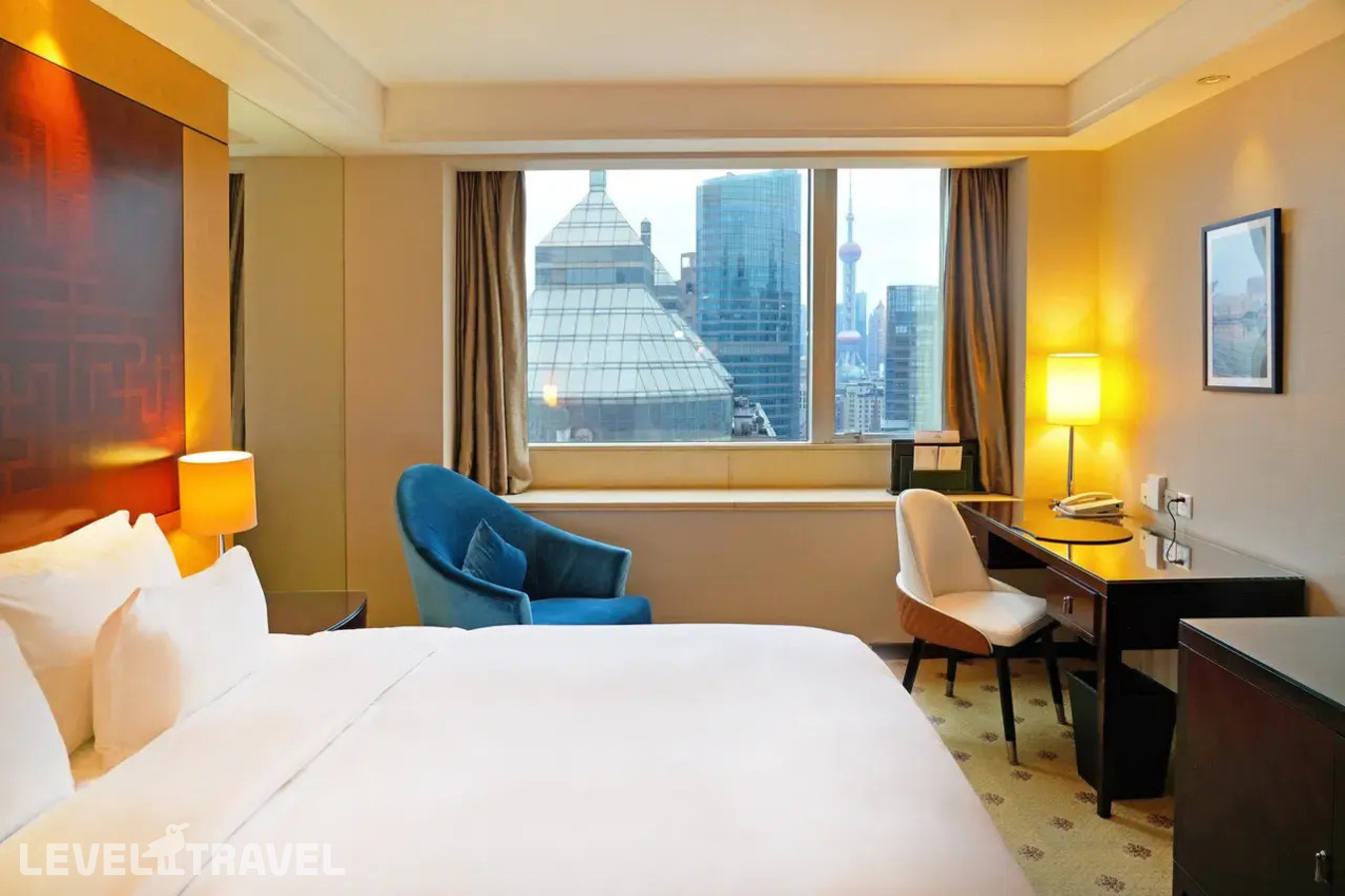 фотографии номера Представительский номер отеля Radisson Collection Hyland Shanghai в Китай(Шанхай) - фото №2
