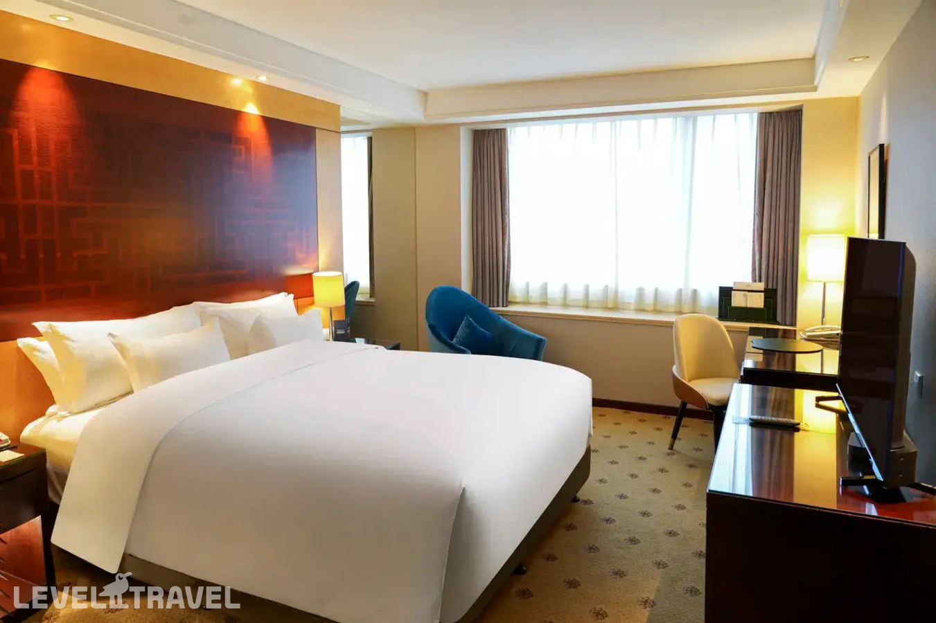 фотографии номера Улучшенный номер отеля Radisson Collection Hyland Shanghai в Китай(Шанхай) - фото №1