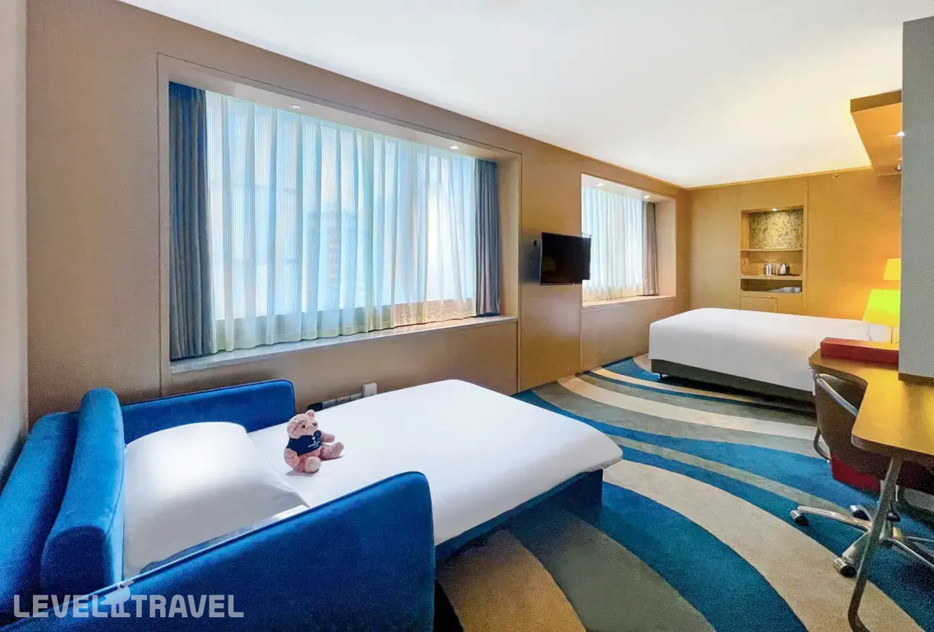 фотографии номера Семейный номер отеля Radisson Collection Hyland Shanghai в Китай(Шанхай) - фото №2