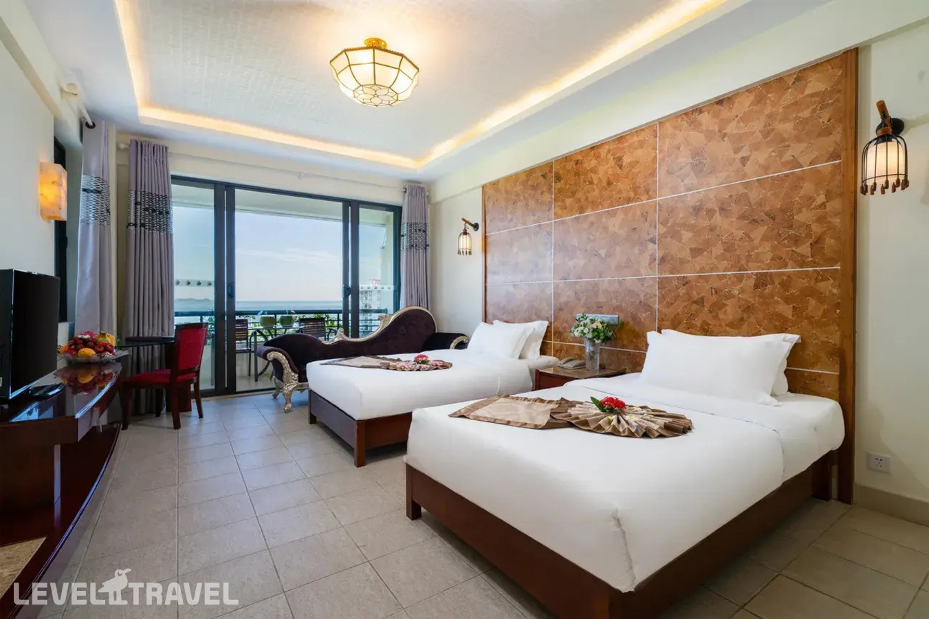 фотографии номера Гранд с видом море (две односпальные кровати) отеля Palm Beach Resort & Spa в Китай(Санья) - фото №1