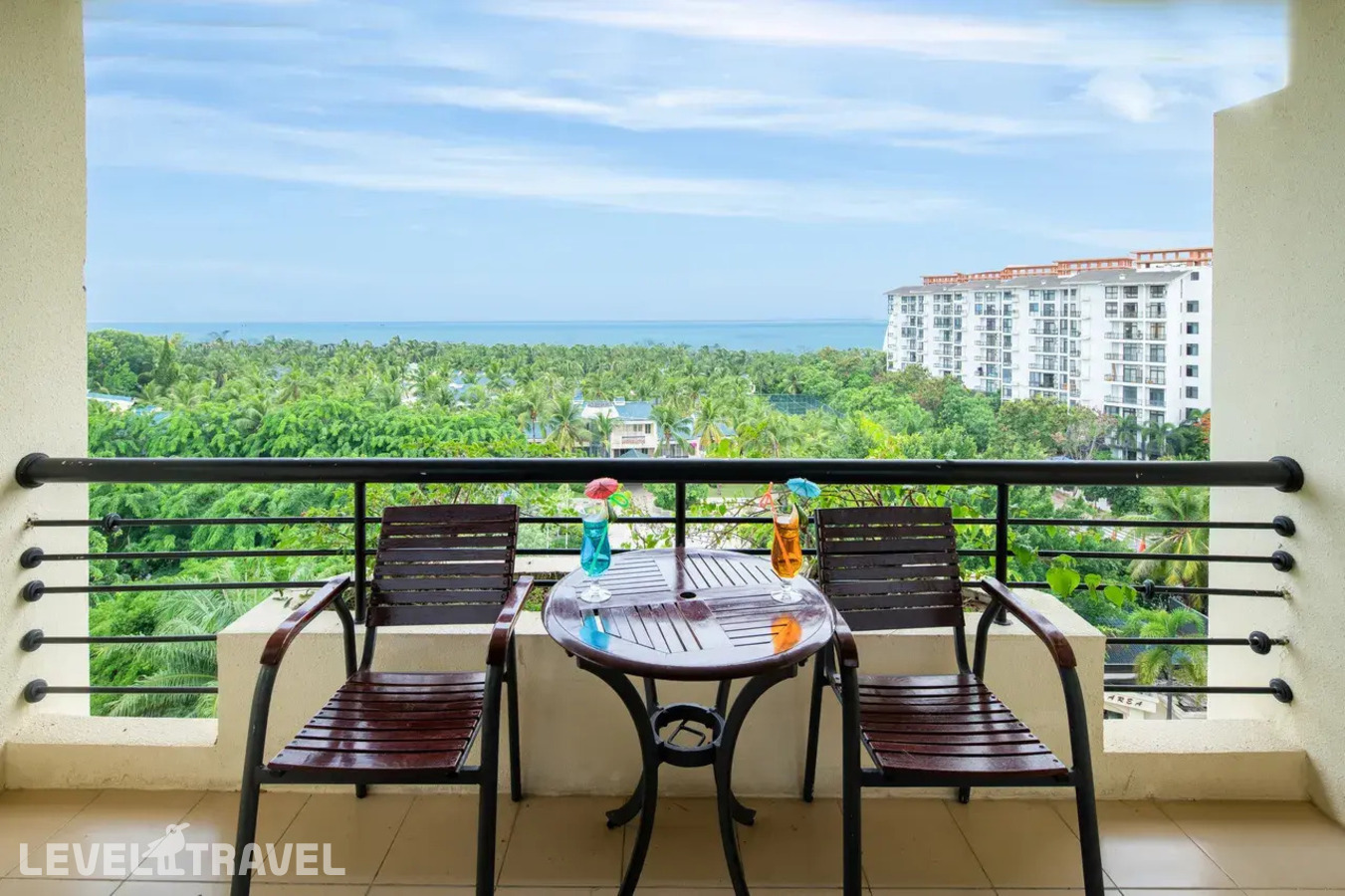 фотографии номера Делюкс с видом на океан (две односпальные кровати) отеля Palm Beach Resort & Spa в Китай(Санья) - фото №9