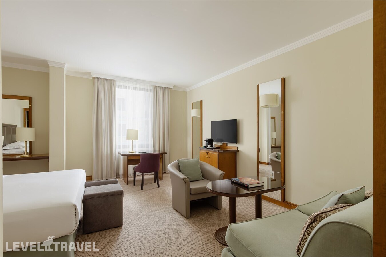 фотографии номера Полулюкс Делюкс отеля Коринтия Санкт-Петербург (Corinthia Hotel) в Россия(Центральный район) - фото №3