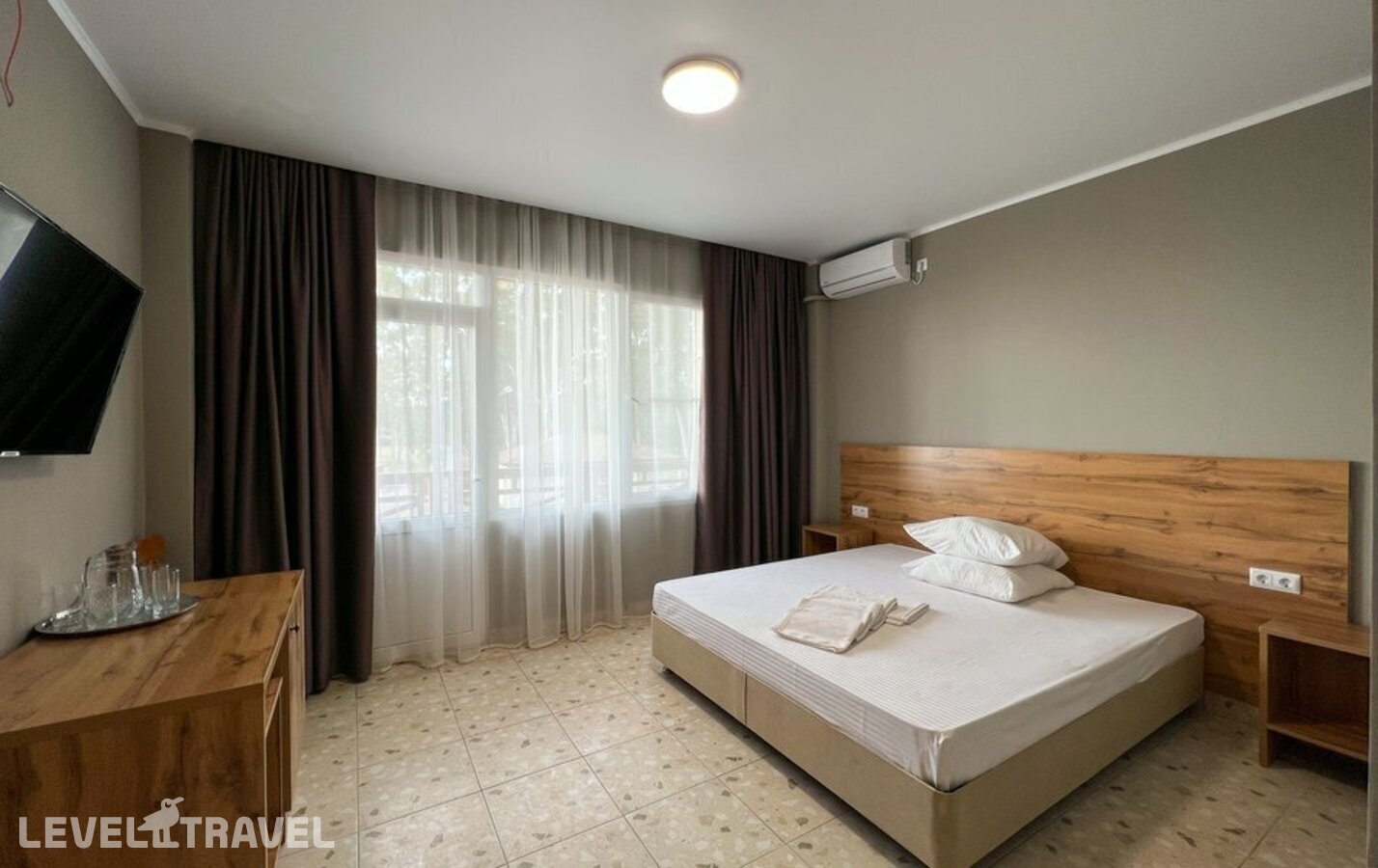 фотографии номера Стандартный с балконом (корпус 3) отеля Napra Spa Hotel в Абхазия(Амзара) - фото №1