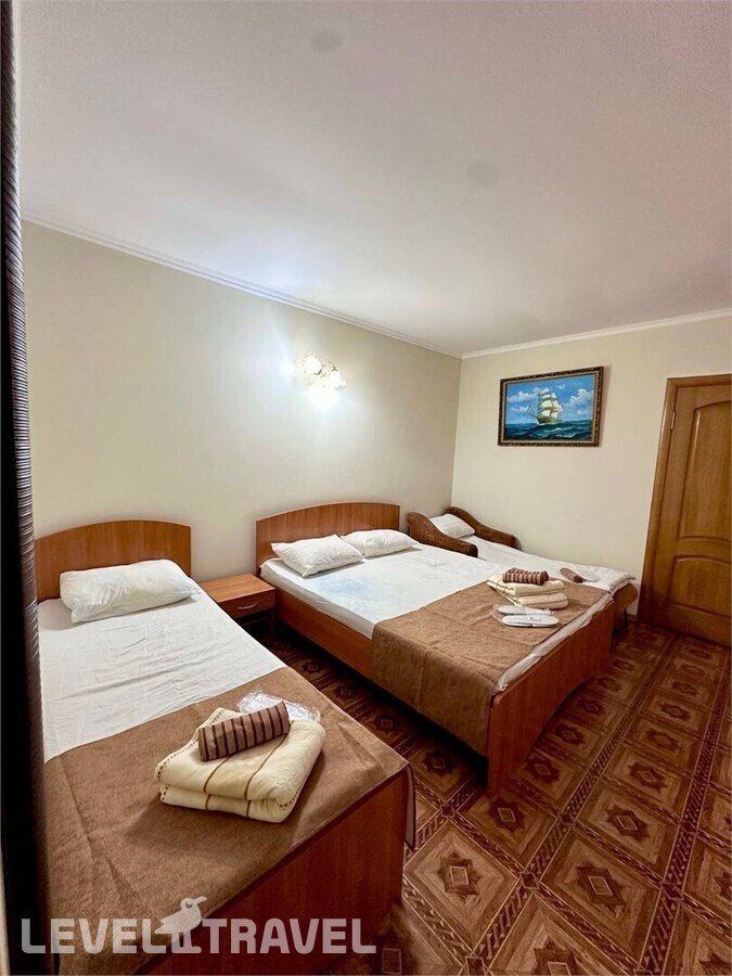фотографии номера Трехместный комфорт с дополнительным местом отеля Loo Beach Sea View в Россия(Лоо) - фото №4