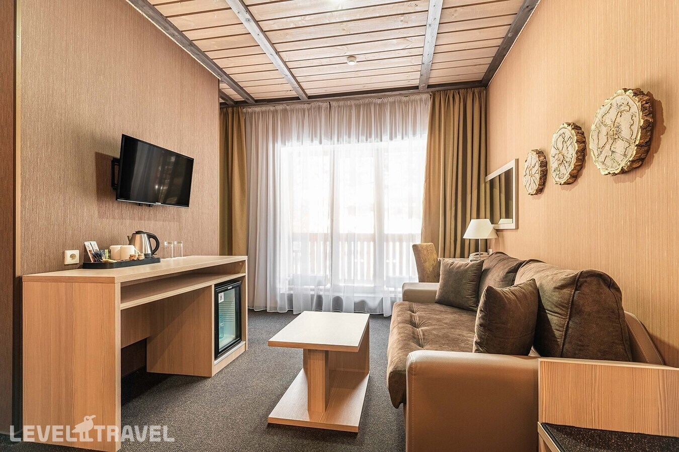 фотографии номера Делюкс премиум (две односпальные кровати) отеля Arkhyz Royal Resort & Spa в Россия(Архыз) - фото №6