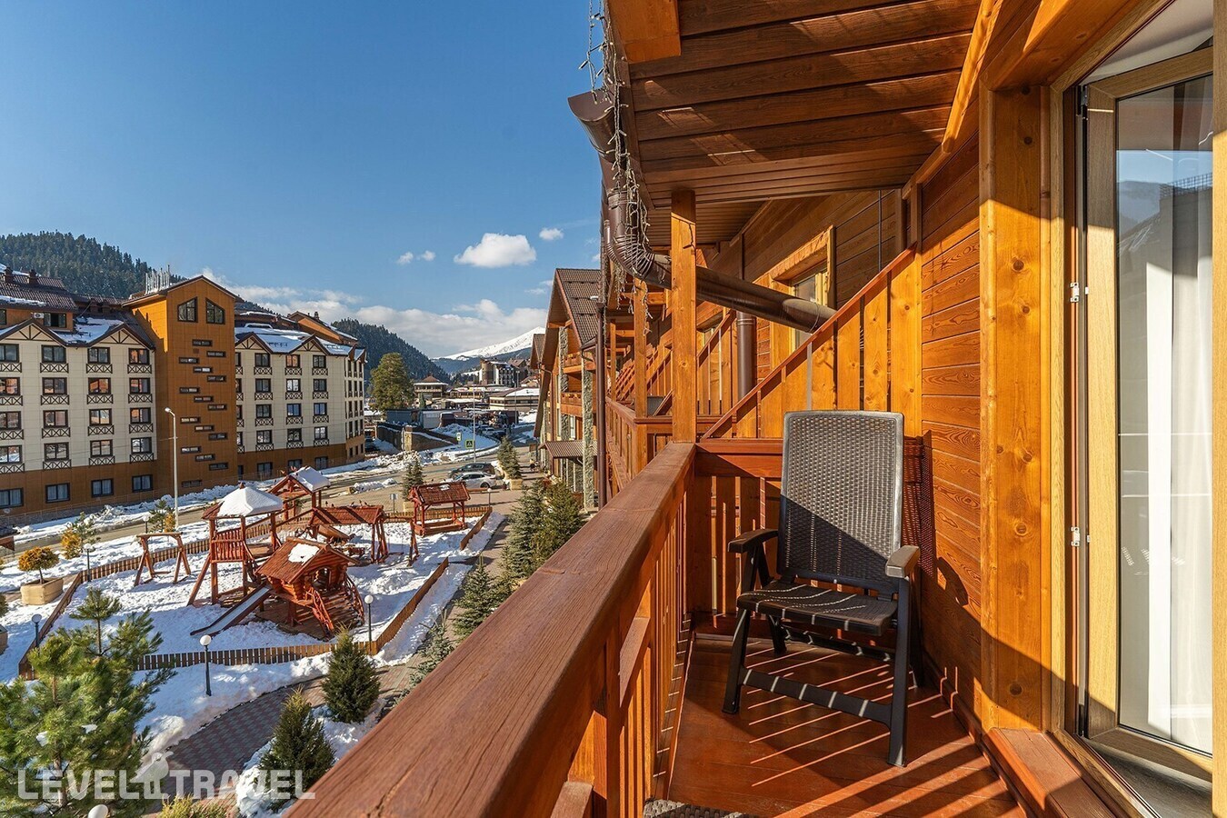 фотографии номера Люкс (две односпальные кровати) отеля Arkhyz Royal Resort & Spa в Россия(Архыз) - фото №7