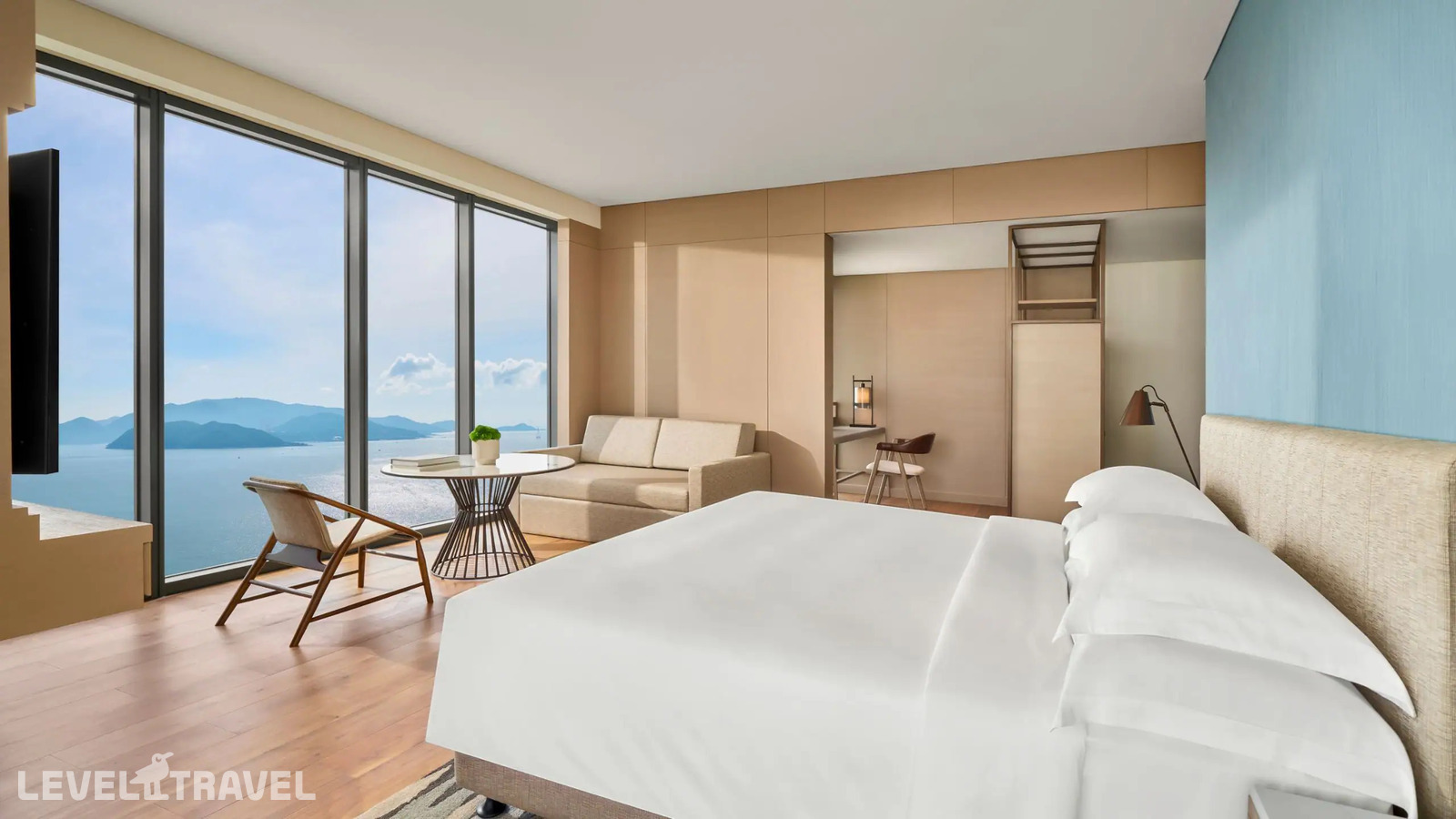 фотографии номера Делюкс с видом на океан отеля Hyatt Regency Nha Trang в Вьетнам(Нячанг) - фото №1