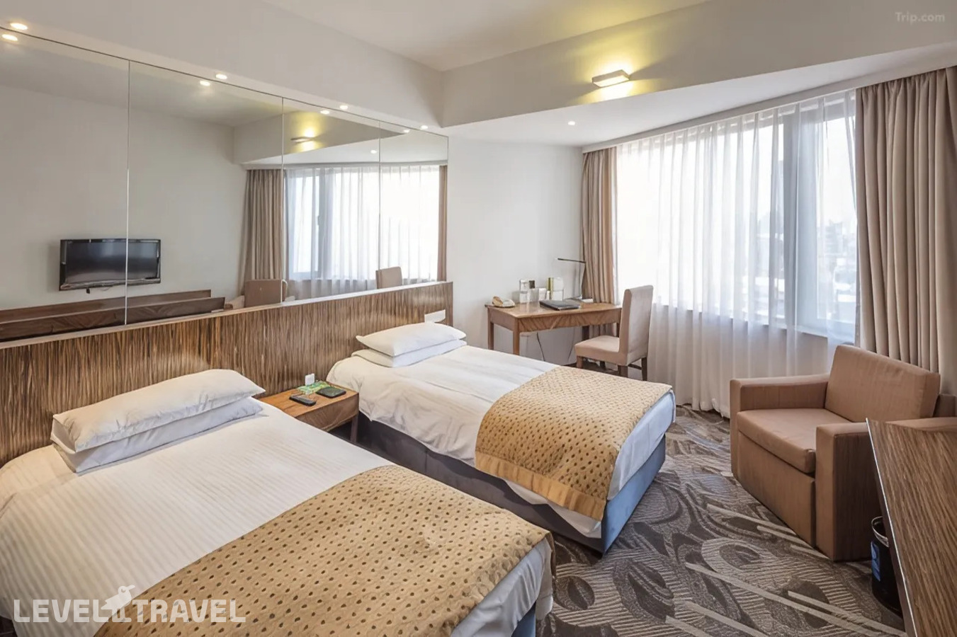 фотографии номера Стандартный (две односпальные кровати) отеля City Hotel в Китай(Шанхай) - фото №1
