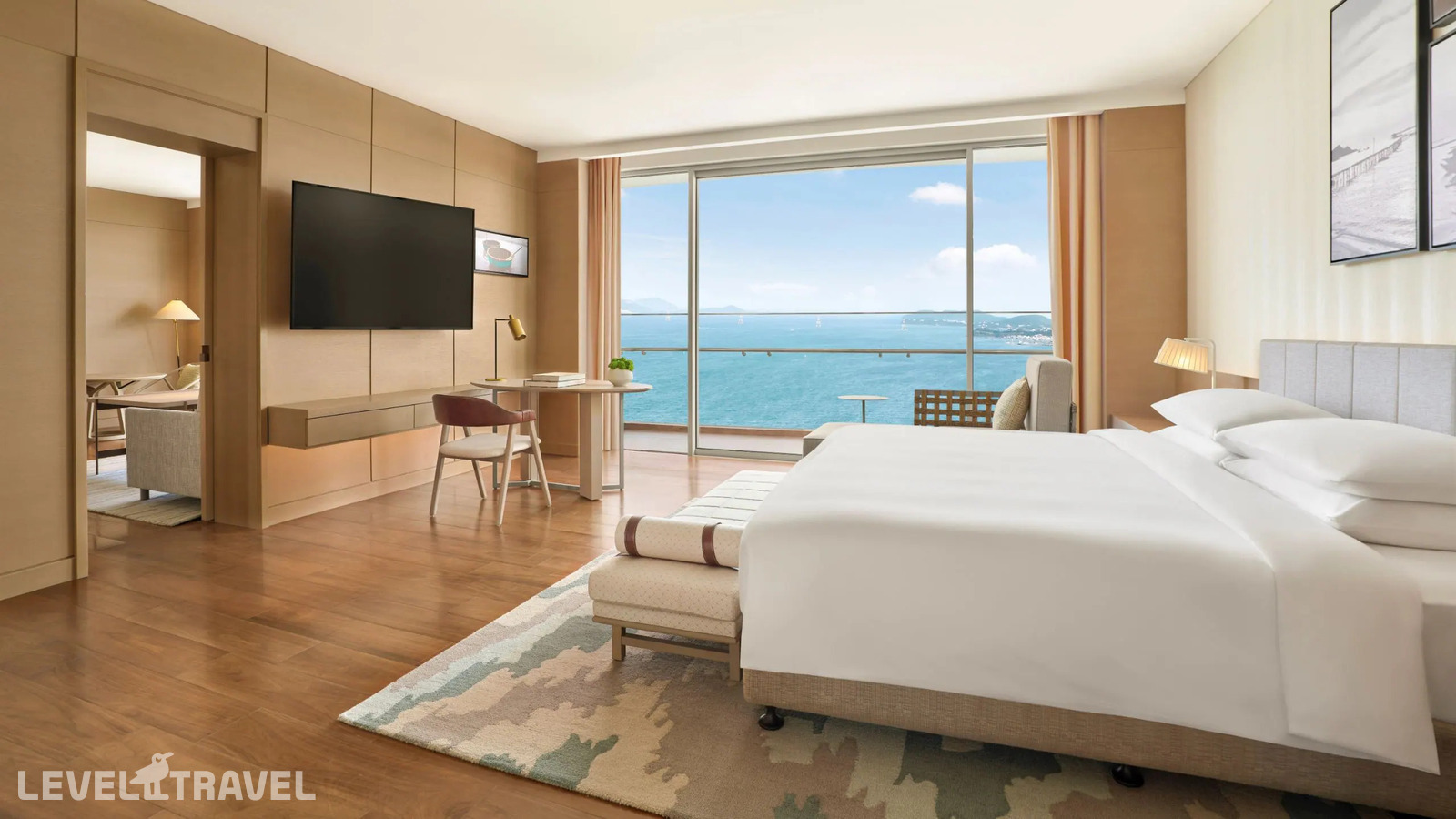 фотографии номера Роскошный люкс с видом на океан отеля Hyatt Regency Nha Trang в Вьетнам(Нячанг) - фото №3
