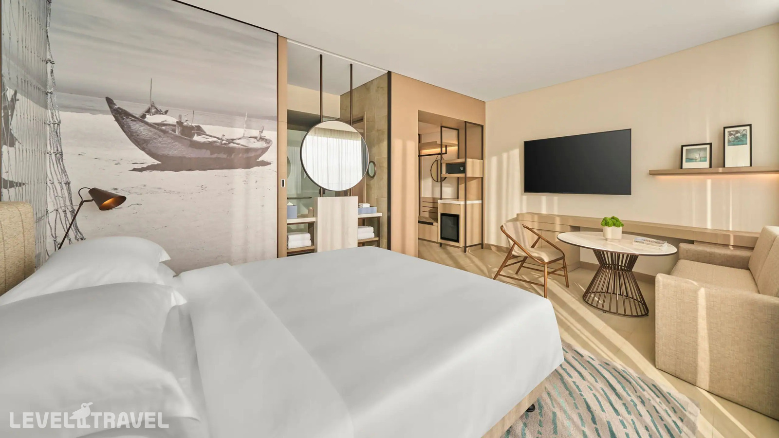 фотографии номера Клубный номер с видом на океан отеля Hyatt Regency Nha Trang в Вьетнам(Нячанг) - фото №4
