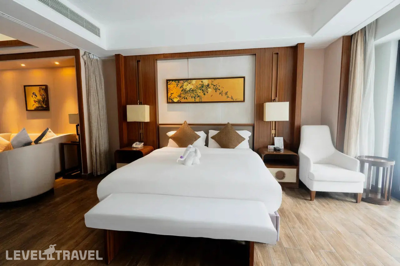 фотографии номера Делюкс Selection с видом на сад отеля Sanya Jinghai Hotel &Resort (Ex.Jinghai International Holiday) в Китай(Санья) - фото №1