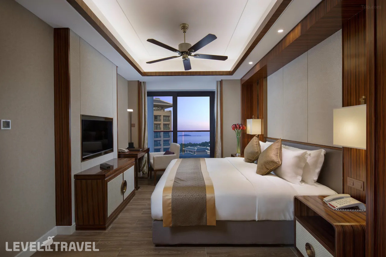 фотографии номера Улучшенный люкс с видом на море (2 спальни) отеля Sanya Jinghai Hotel &Resort (Ex.Jinghai International Holiday) в Китай(Санья) - фото №2