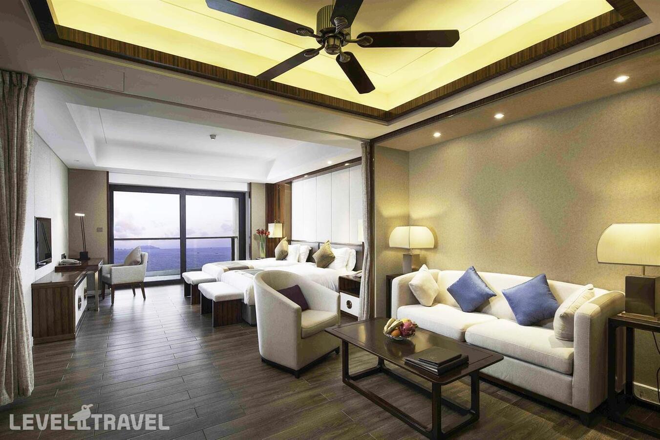 фотографии номера Улучшенный Selection с видом на океан отеля Sanya Jinghai Hotel &Resort (Ex.Jinghai International Holiday) в Китай(Санья) - фото №1