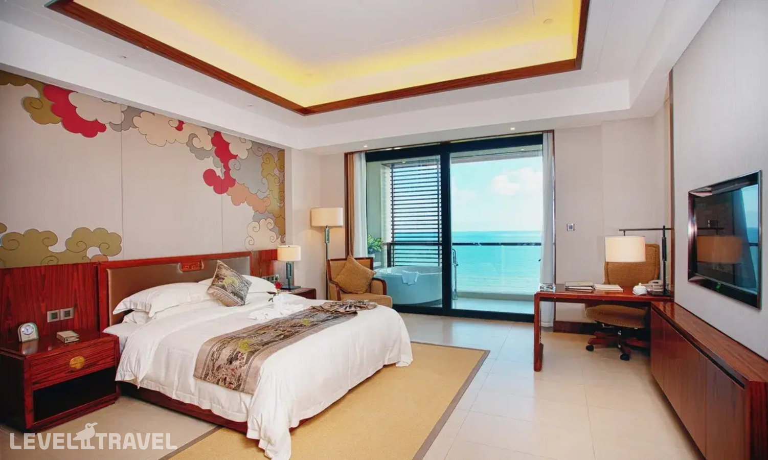 фотографии номера Делюкс с панорамным видом на море отеля Sanya Jinghai Hotel &Resort (Ex.Jinghai International Holiday) в Китай(Санья) - фото №1