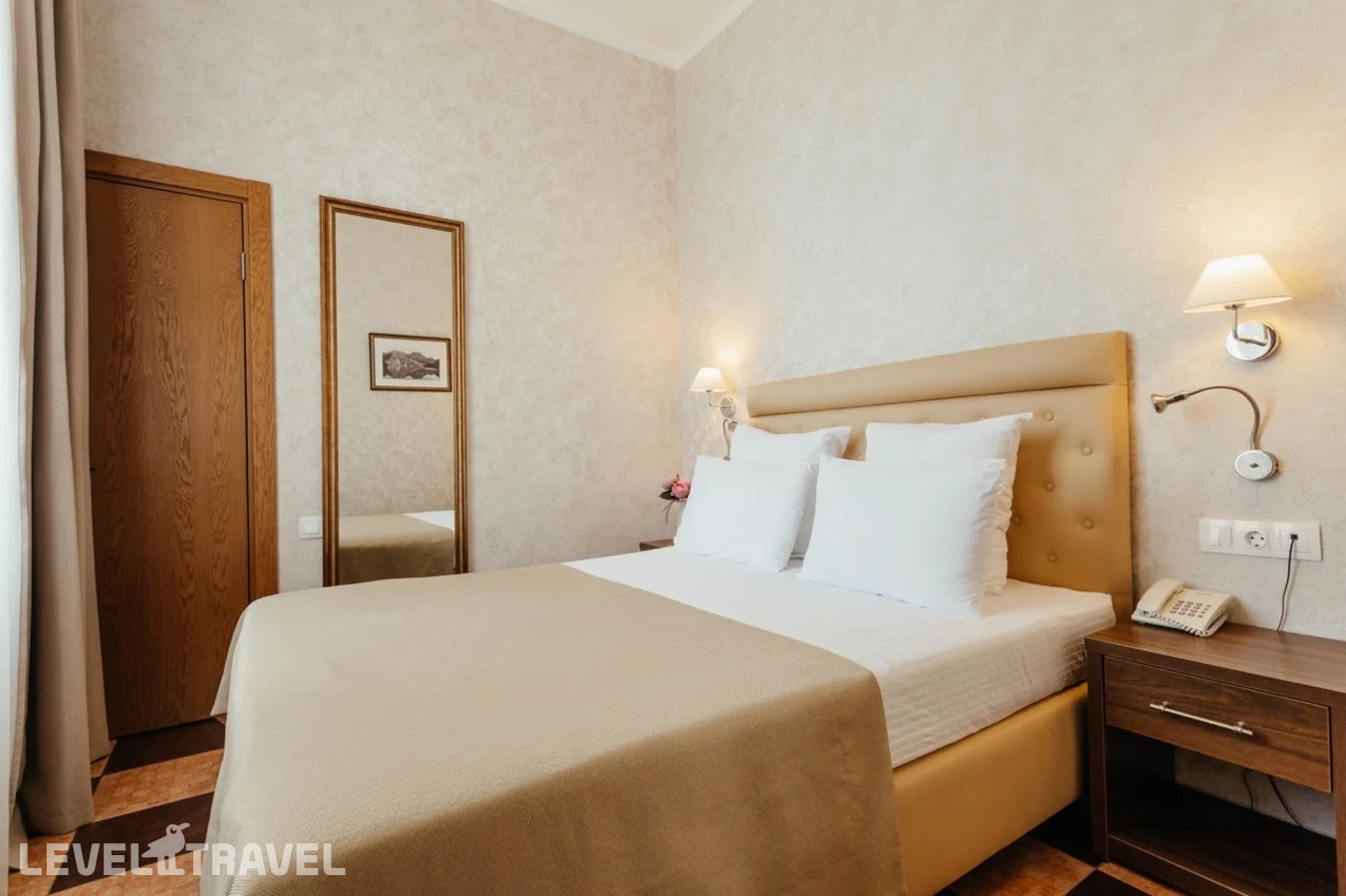 фотографии номера Полулюкс с видом на море (корпус 2) отеля Amra Park Hotel & Spa в Абхазия(Гагра) - фото №2