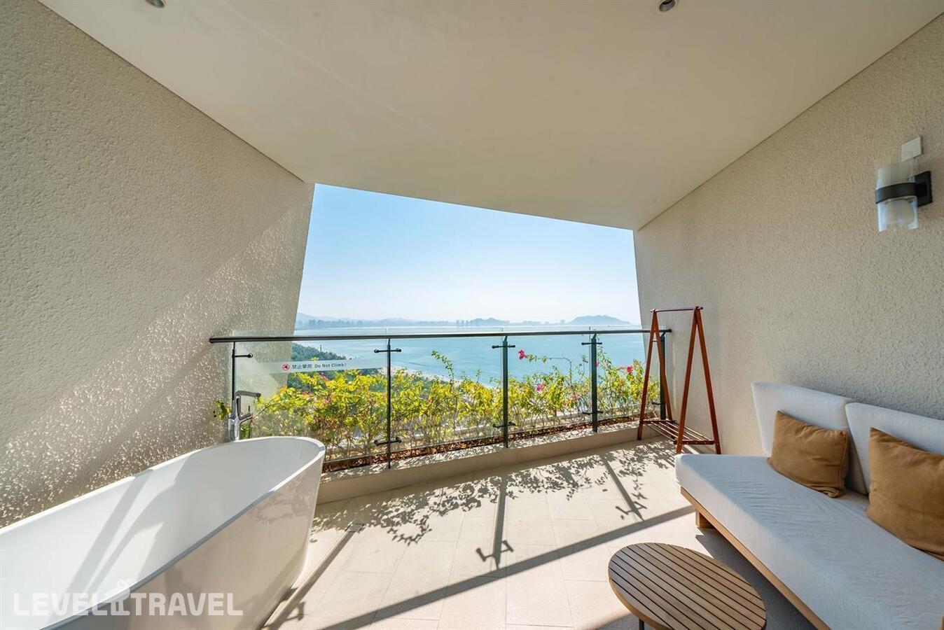 фотографии номера Люкс с видом на океан (2 спальни) отеля Sanya Conifer Resort в Китай(Санья) - фото №5
