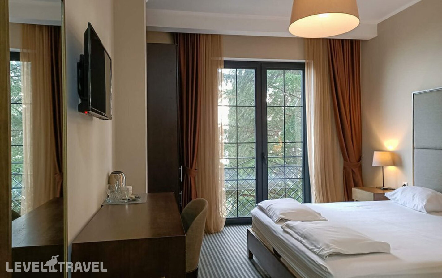 фотографии номера Стандартный (первый этаж) отеля Афон Резорт (Afon Resort Black Sea Hotel) в Абхазия(Новый Афон) - фото №2