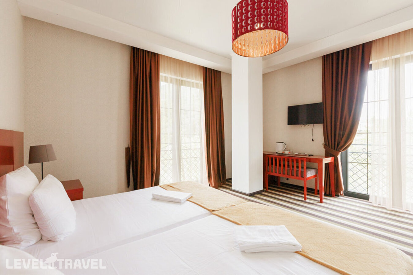 фотографии номера Семейный номер отеля Афон Резорт (Afon Resort Black Sea Hotel) в Абхазия(Новый Афон) - фото №2