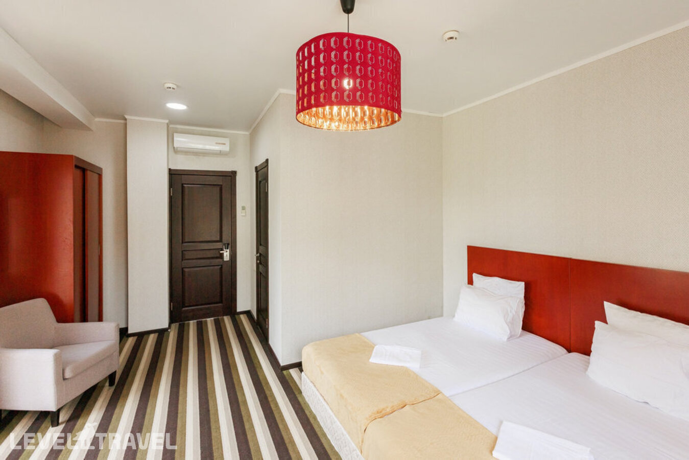 фотографии номера Семейный номер отеля Афон Резорт (Afon Resort Black Sea Hotel) в Абхазия(Новый Афон) - фото №1