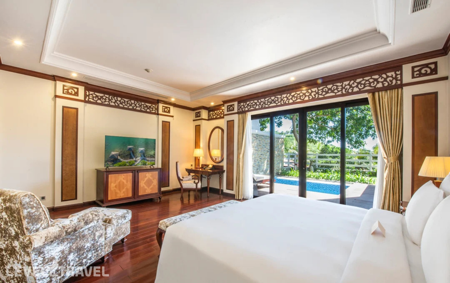 фотографии номера Вилла Гранд (без посещения парка) отеля Vinpearl Luxury Nha Trang в Вьетнам(Нячанг) - фото №8