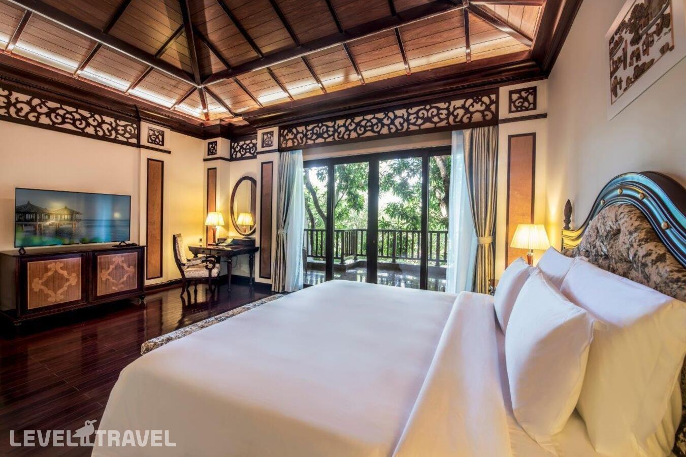 фотографии номера Вилла двухэтажная (без посещения парка) отеля Vinpearl Luxury Nha Trang в Вьетнам(Нячанг) - фото №3