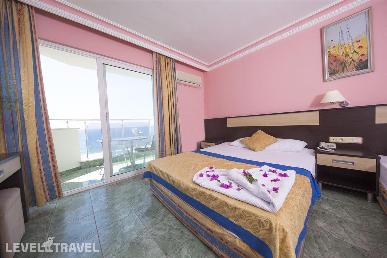 фотографии номера Стандартный с видом на море отеля First Class Hotel в Турция(Каргыджак) - фото №1