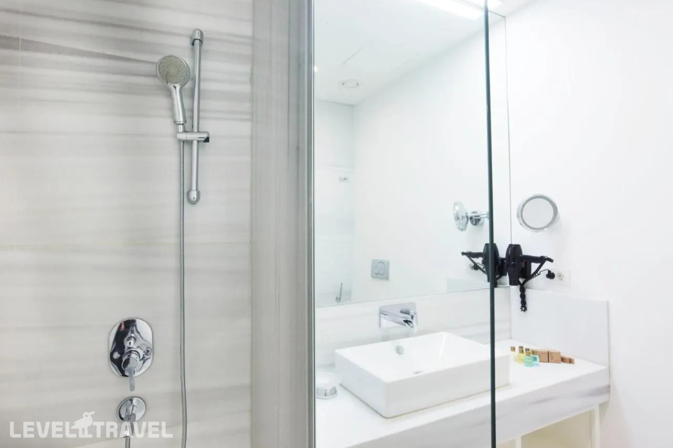 фотографии номера Улучшенный номер отеля Lina Hotel Taksim Pera (Ex. Walton Hotels Taksim Pera) в Турция(Бейоглу) - фото №13