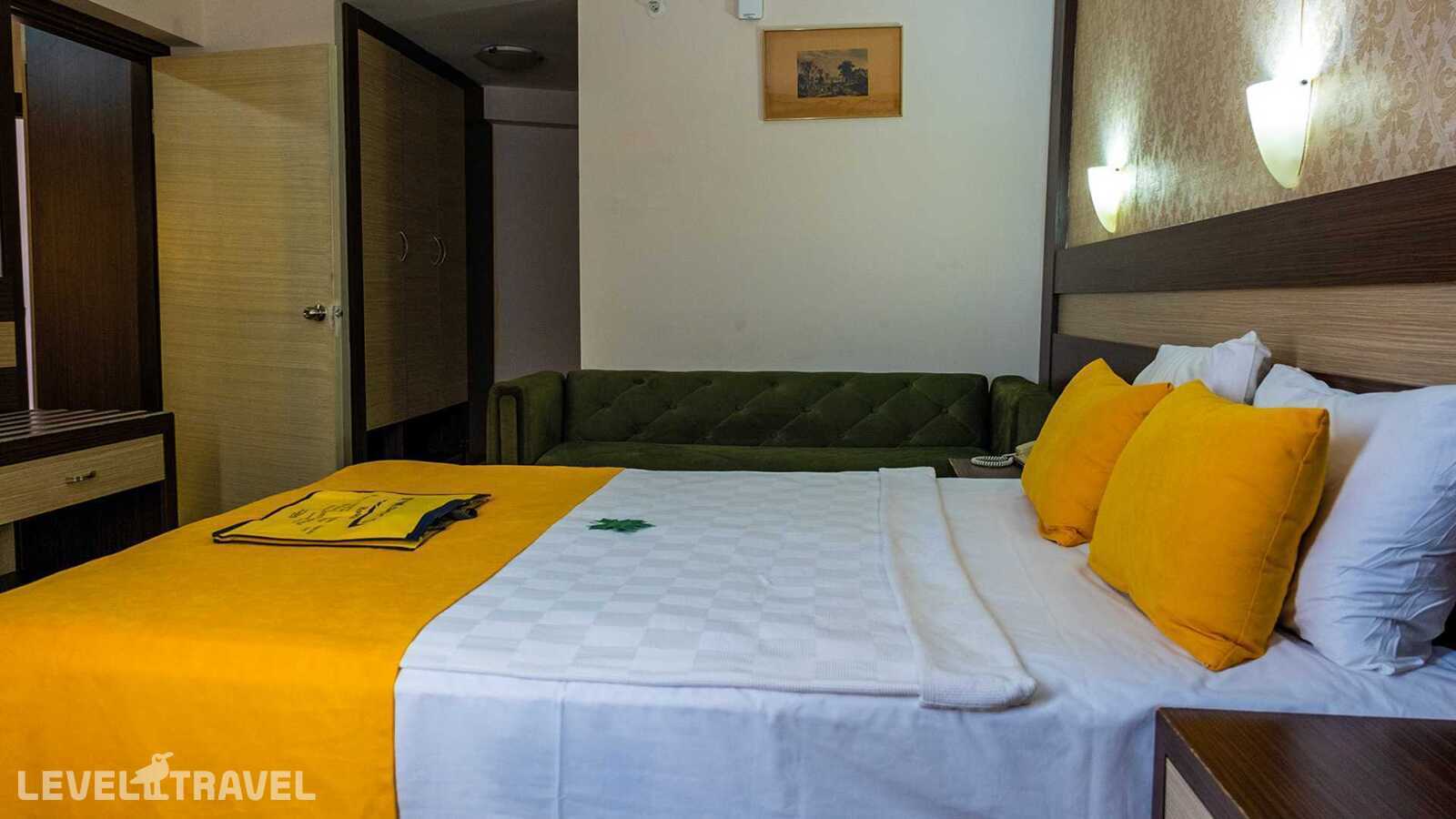 фотографии номера Семейный номер (размещение по прибытии) отеля Lonicera World Hotel в Турция(Тюрклер) - фото №3