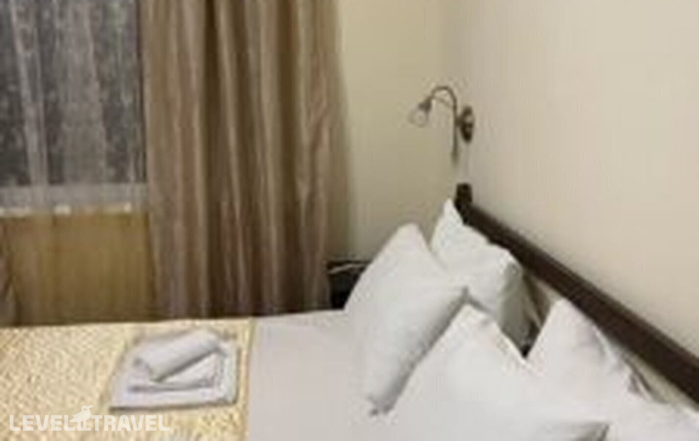 фотографии номера Делюкс № 18 отеля Delfin Hotel в Абхазия(Сухум) - фото №1