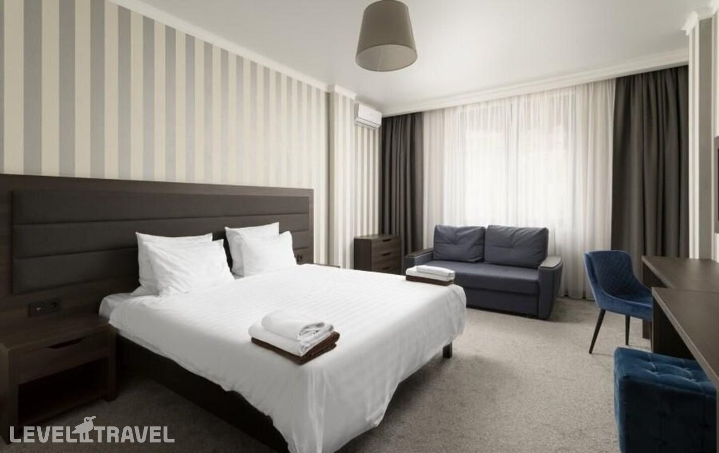 фотографии номера Семейный с видом на двор отеля Hotel Loft в Абхазия(Новый Афон) - фото №1