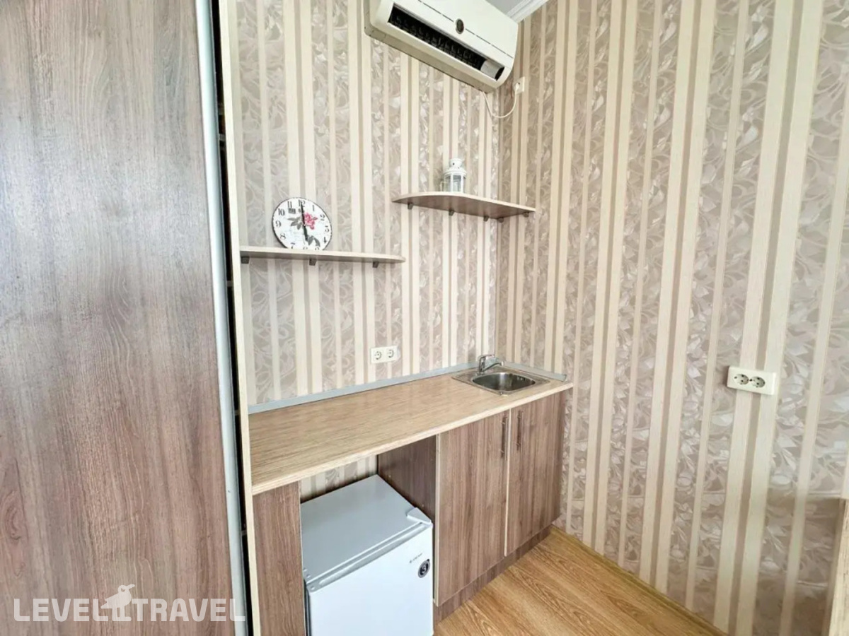 фотографии номера Трехместный улучшенный отеля ГД Тихая Гавань в Россия(Адлер) - фото №6