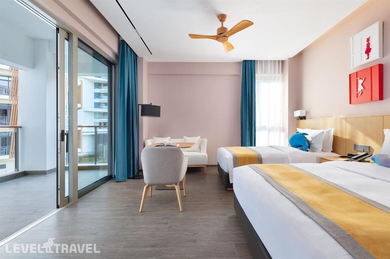 фотографии номера Семейный номер отеля Sanya Junji Seaview Hotel в Китай(Санья) - фото №1