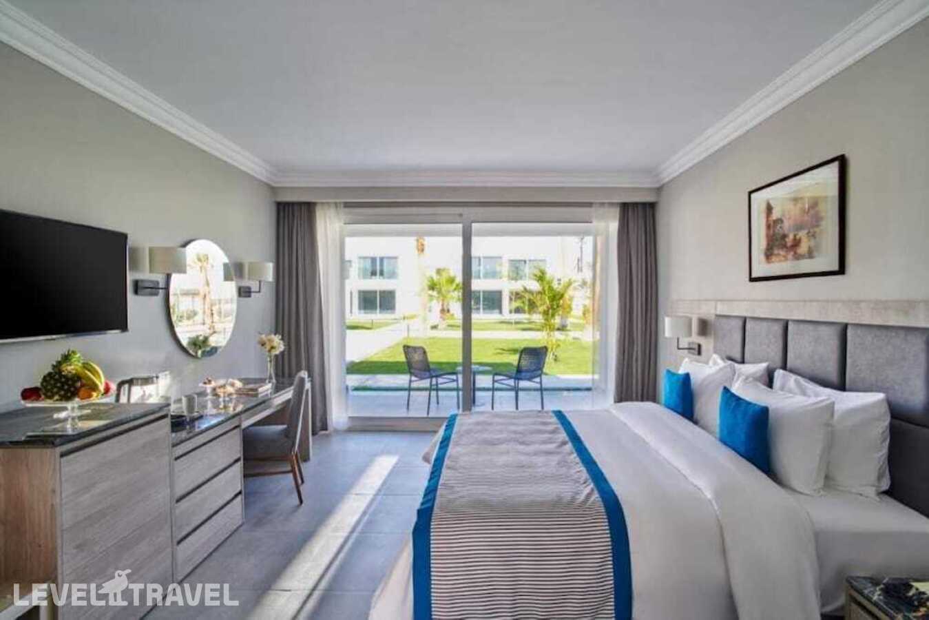 фотографии номера Делюкс Preferred Front Area отеля Maritim Jolie Ville Resort & Casino в Египет(Наама Бэй) - фото №1
