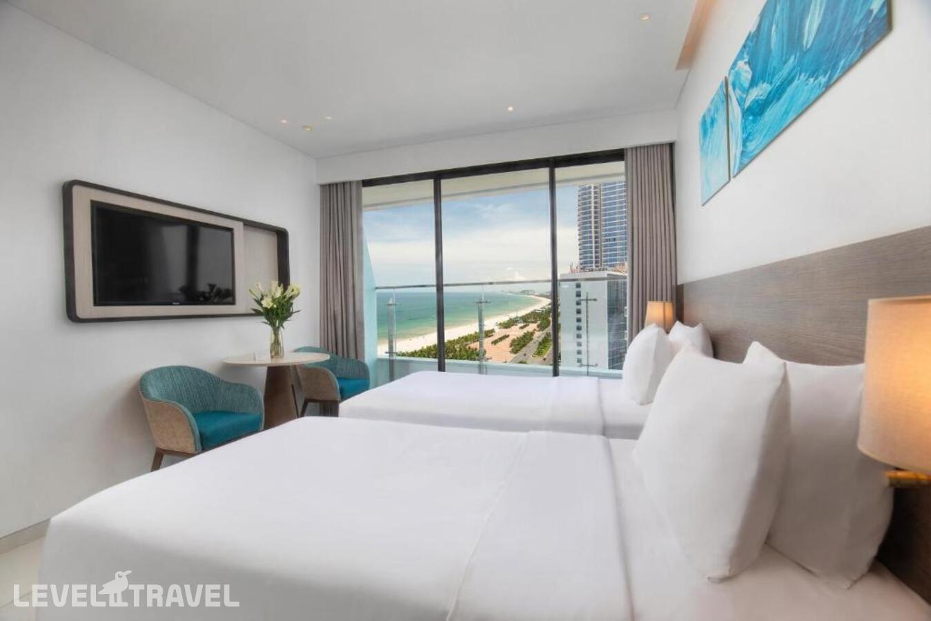 фотографии номера Делюкс с частичным видом на море отеля Radisson Hotel Danang в Вьетнам(Дананг) - фото №6