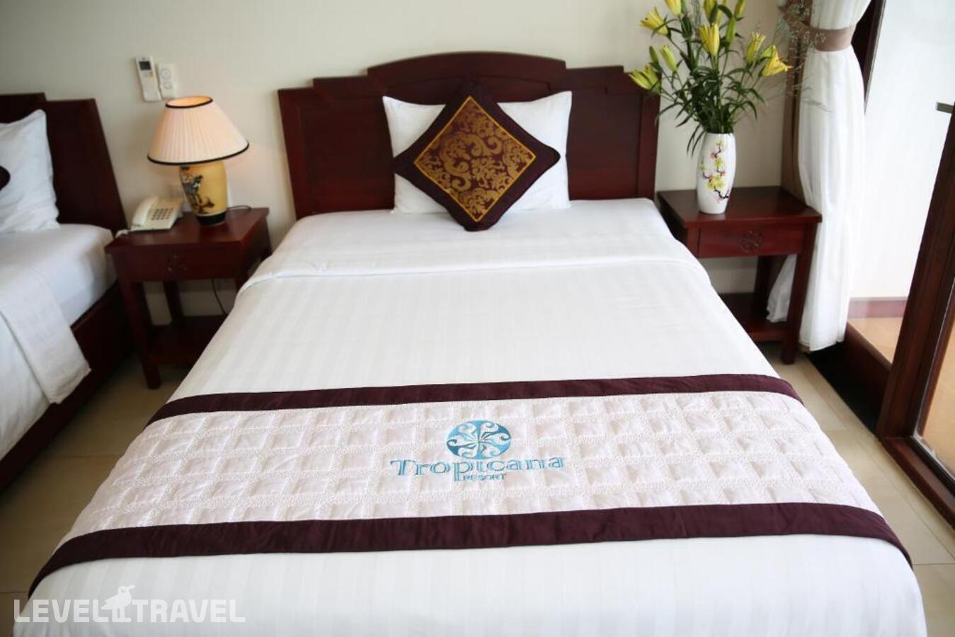 фотографии номера Трехместный делюкс с видом на сад отеля Tropicana Resort в Вьетнам(Фукуок) - фото №3