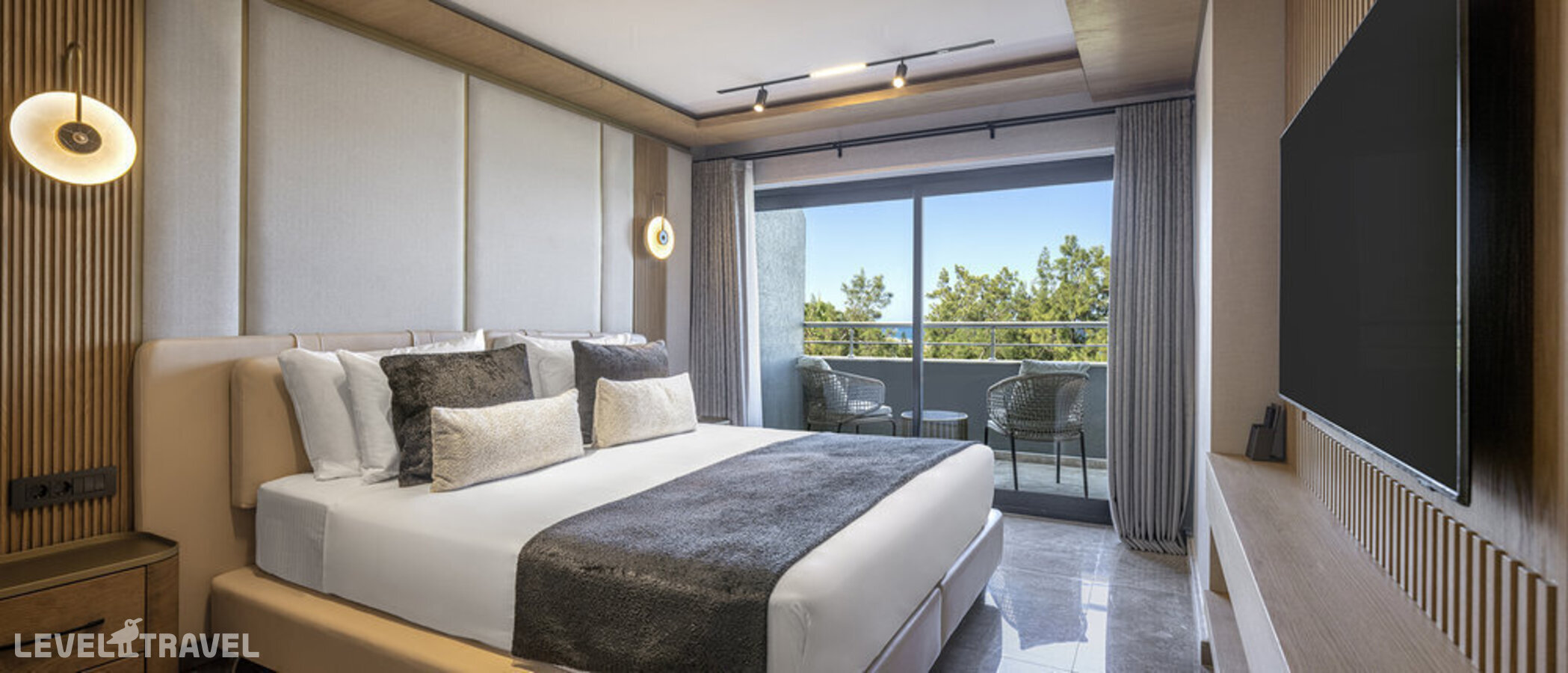 фотографии номера Семейный суперлюкс отеля Movenpick Resort Antalya Tekirova (Ex Royal Diwa Tekirova) в Турция(Текирова) - фото №2