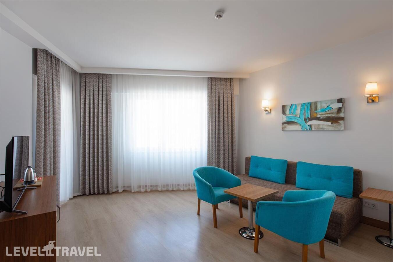 фотографии номера Семейный Elite отеля Grand Park Lara Hotel в Турция(Лара) - фото №5