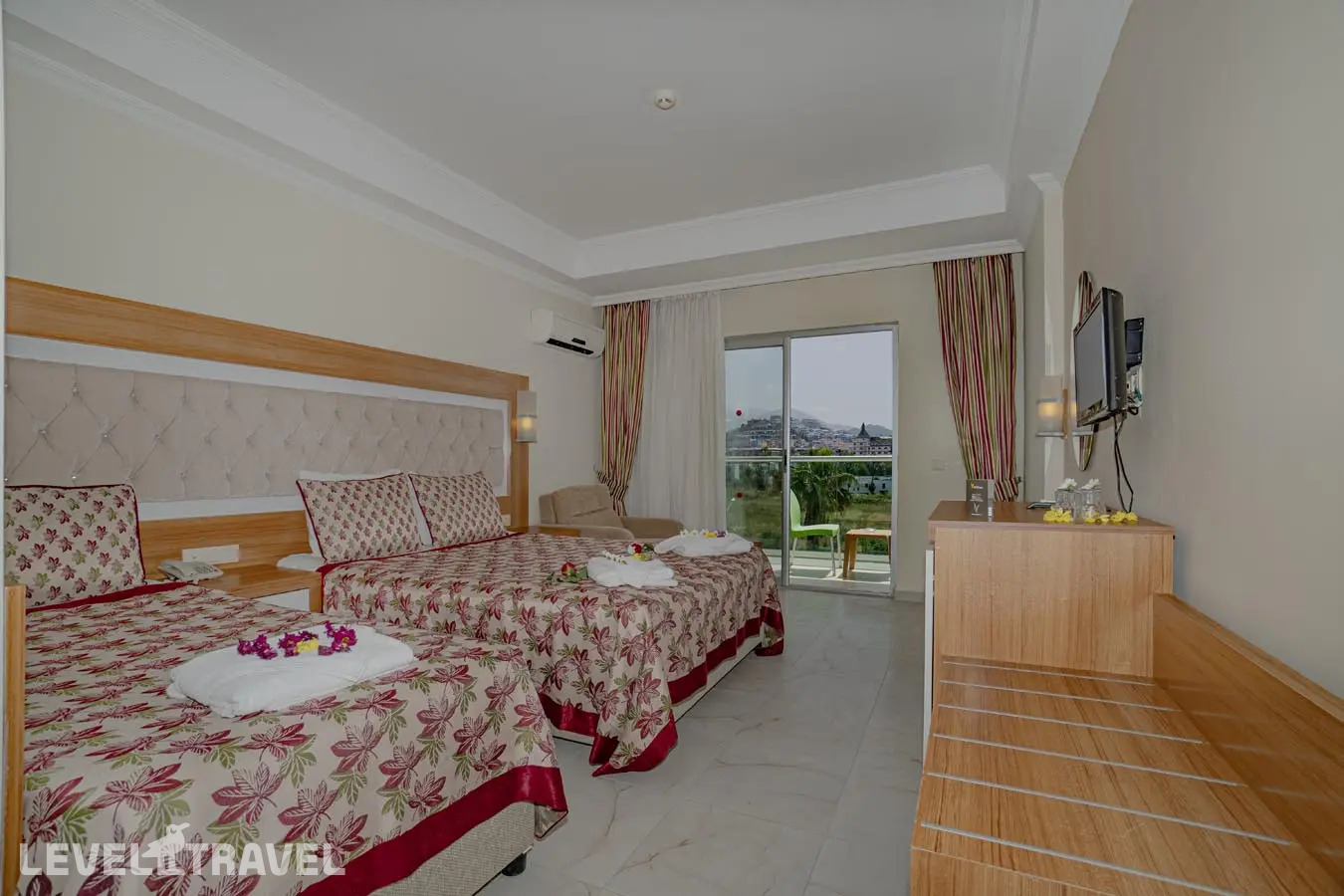 фотографии номера Стандартный номер отеля Hedef Beach Resort Hotel в Турция(Конаклы) - фото №3