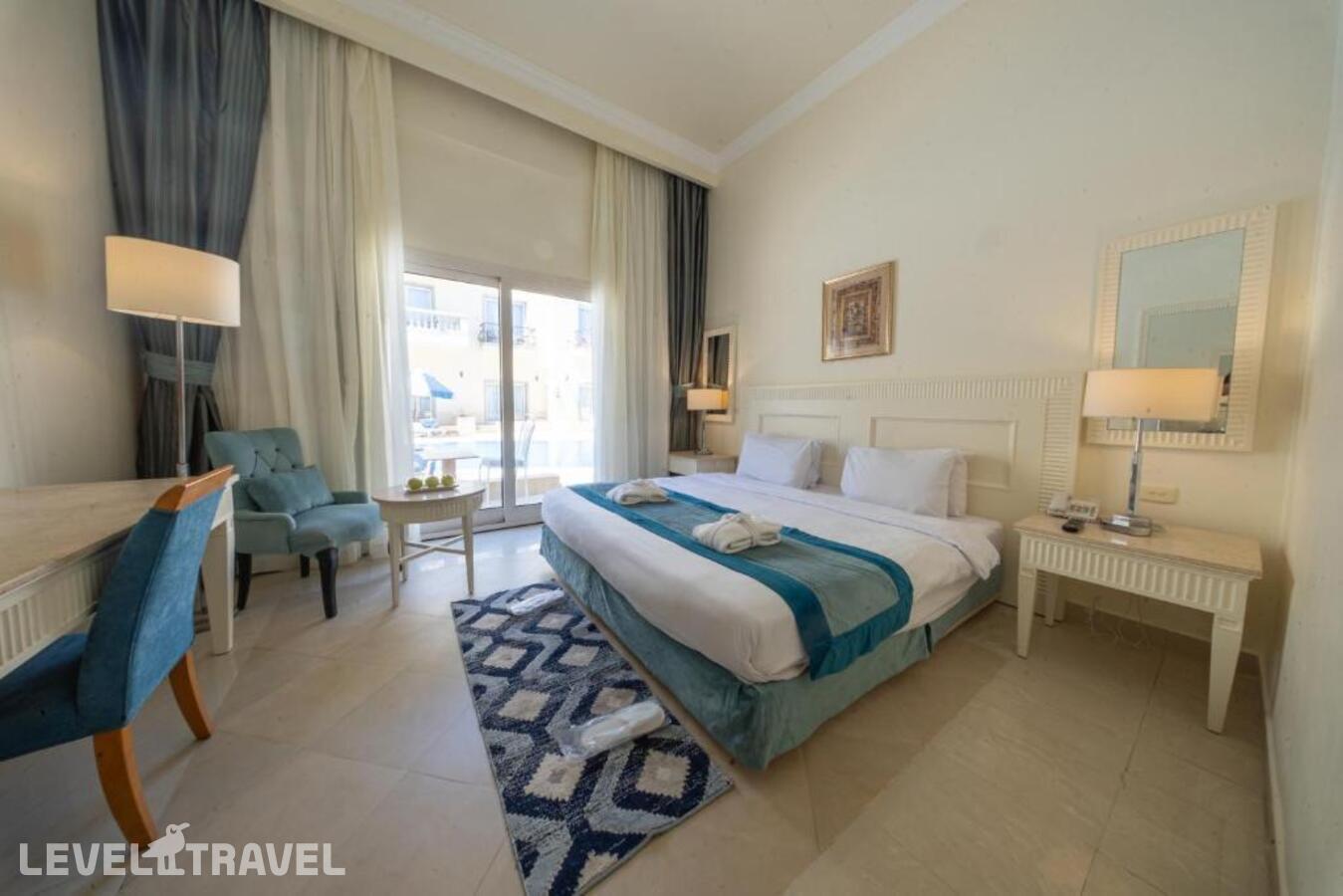 фотографии номера Делюкс с видом на бассейн (главное здание) отеля IL Mercato Hotel & Spa в Египет(Шарм-эль-Шейх) - фото №1