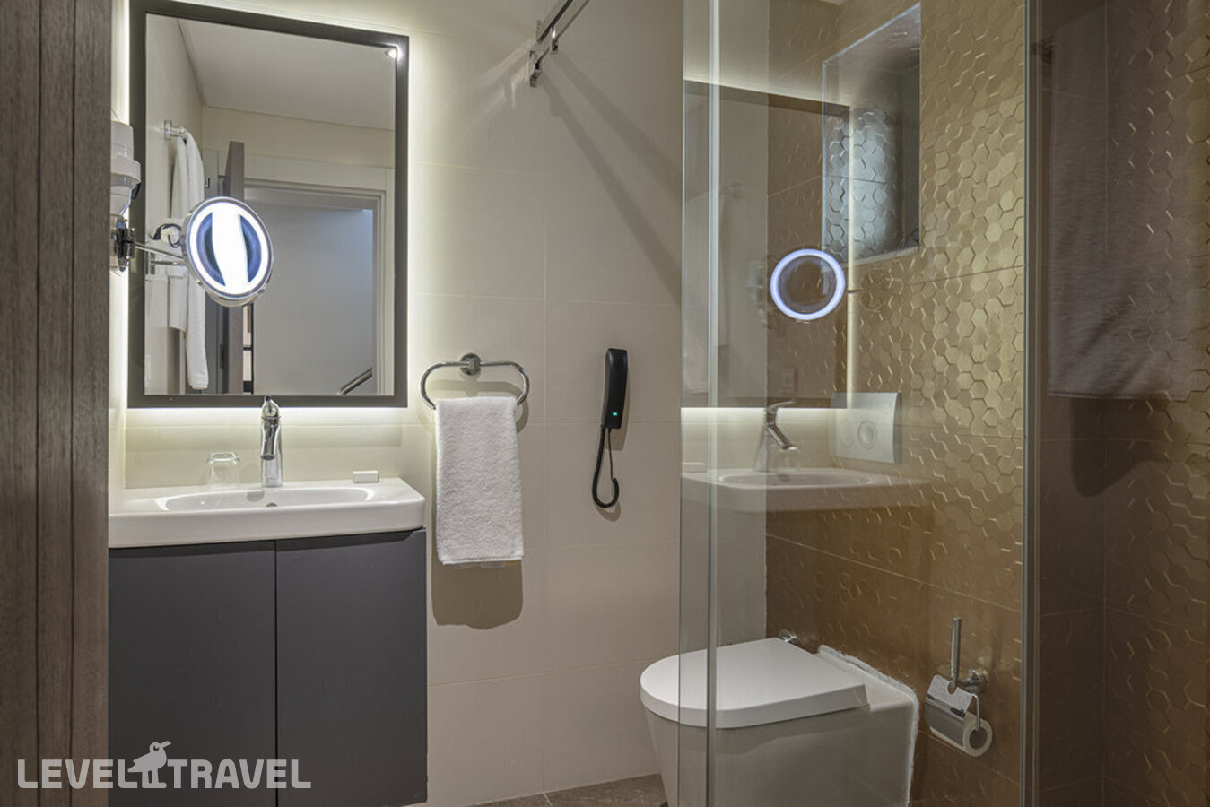 фотографии номера Люкс двухуровневый отеля Movenpick Resort Antalya Tekirova (Ex Royal Diwa Tekirova) в Турция(Текирова) - фото №6