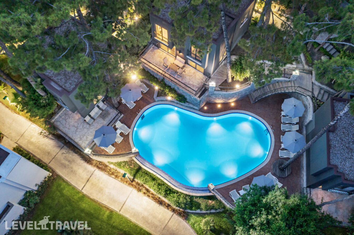 фотографии номера Люкс двухэтажный с частным бассейном отеля Movenpick Resort Antalya Tekirova (Ex Royal Diwa Tekirova) в Турция(Текирова) - фото №7