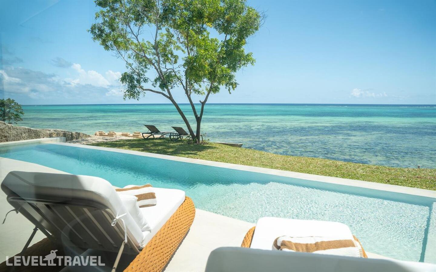 фотографии номера Вилла Infinity отеля Karafuu Hotel Beach Resort в Танзания(Пингве Бич) - фото №2