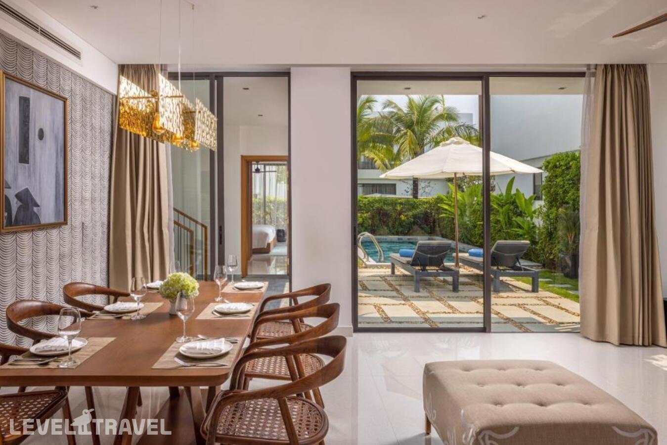 фотографии номера Вилла с видом на сад (2 спальни) отеля Wyndham Hoi An Royal Beachfront Resort & Villas в Вьетнам(Хойан) - фото №5