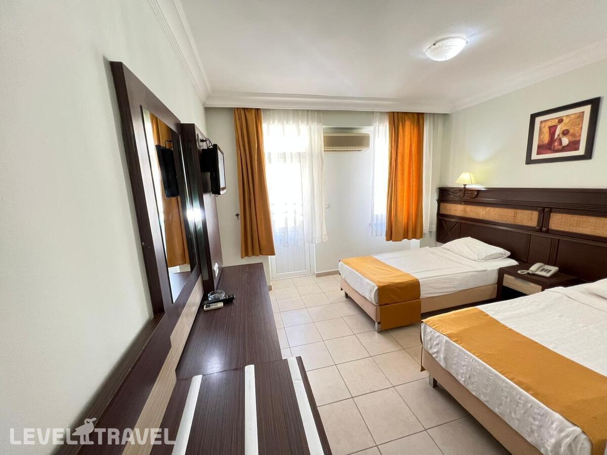 фотографии номера Стандартный номер отеля Kleopatra Ada Hotel в Турция(Аланья - центр) - фото №2
