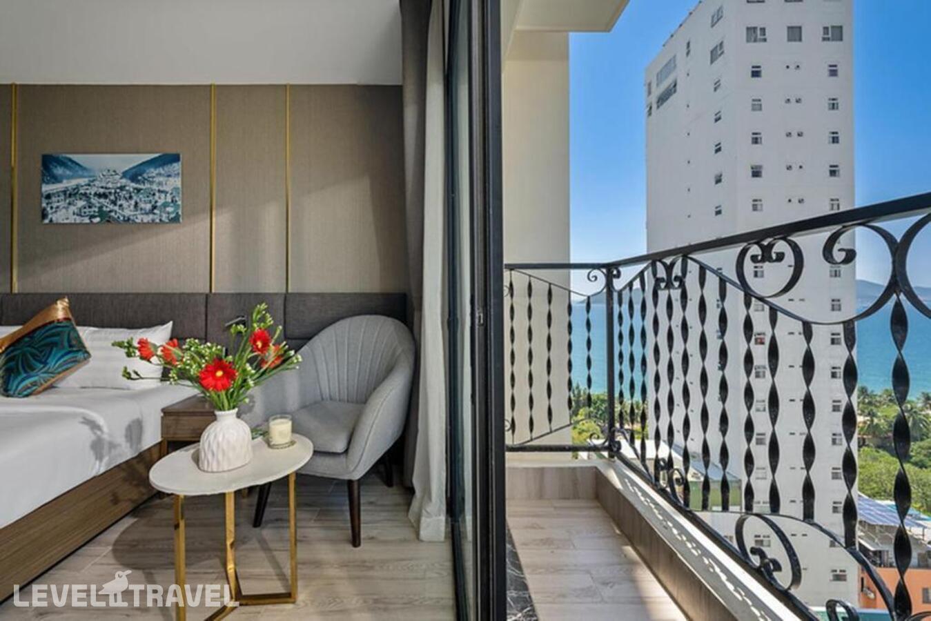 фотографии номера Делюкс Senior с видом на море отеля Sochi Hotel в Вьетнам(Нячанг) - фото №4