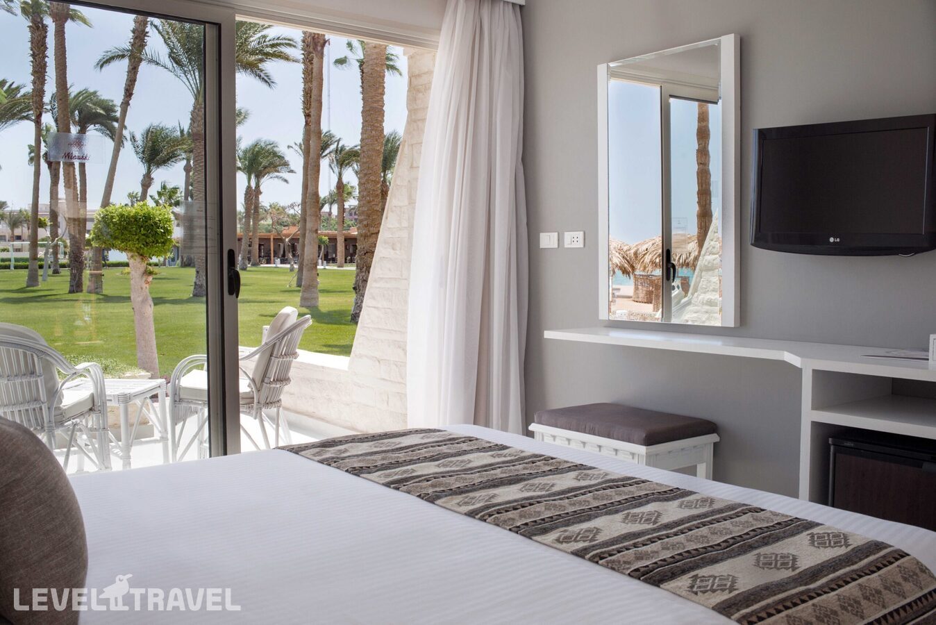 фотографии номера Стандартный номер отеля Meraki Resort Hurghada (Adults Only 16+) в Египет(Хургада (город)) - фото №1