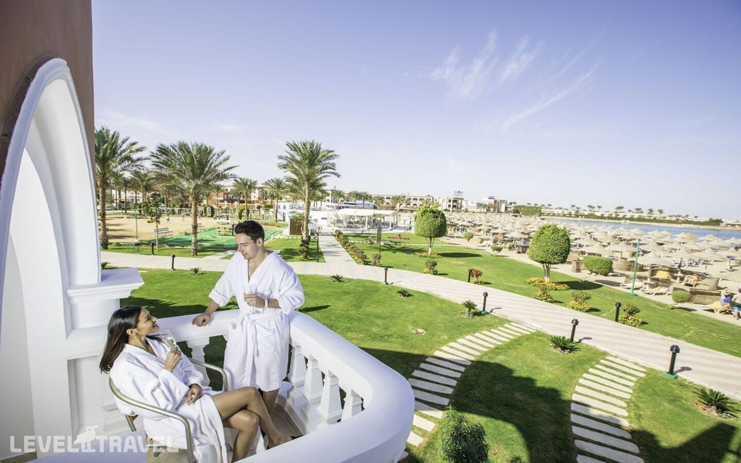 фотографии номера Стандартный с видом на пляж отеля Sunrise Garden Beach Resort в Египет(Хургада (город)) - фото №1