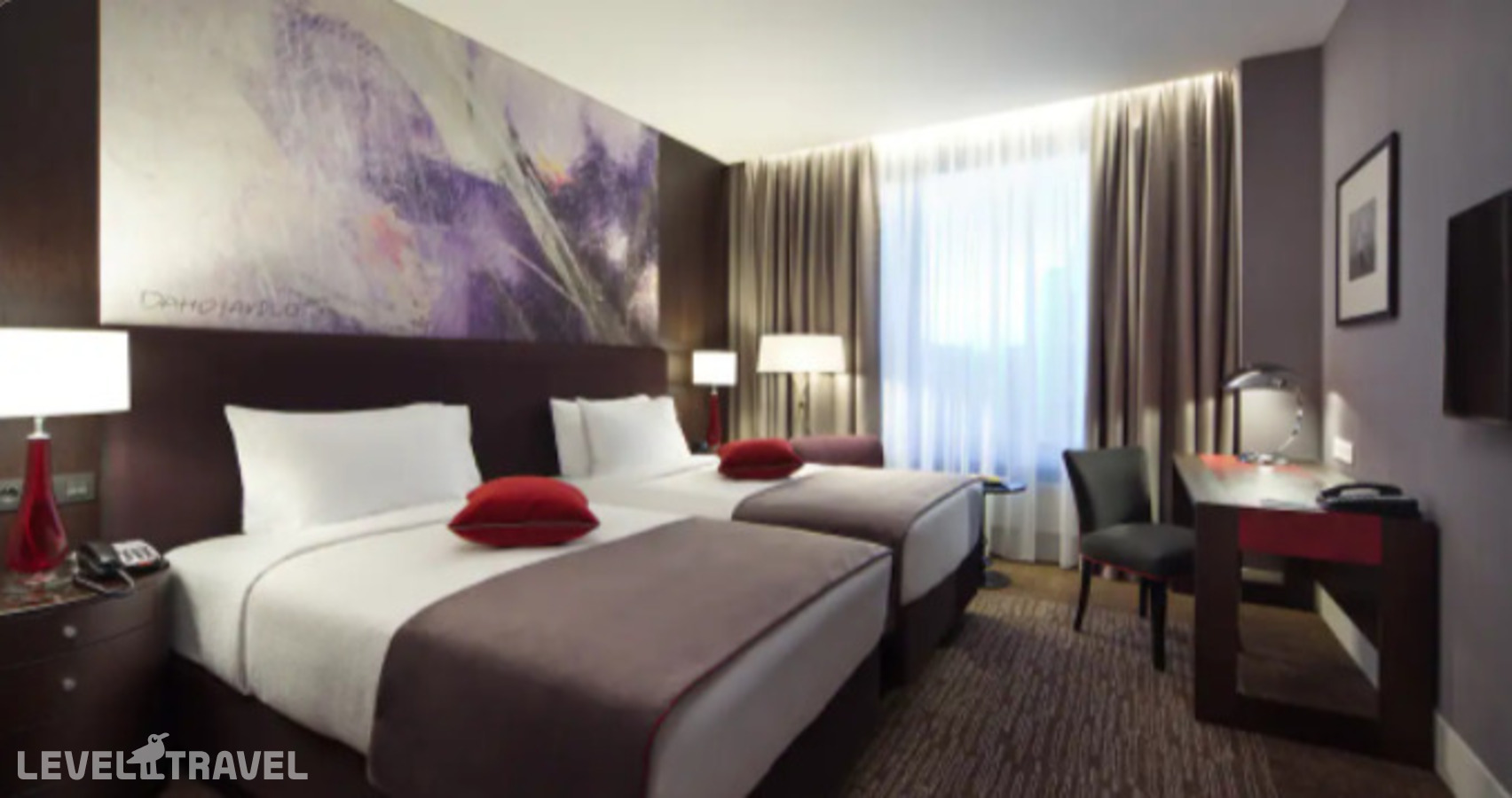 фотографии номера Премиум (две односпальные кровати) отеля Doubletree By Hilton Hotel Moscow Marina в Россия(Северный административный округ (САО)) - фото №31