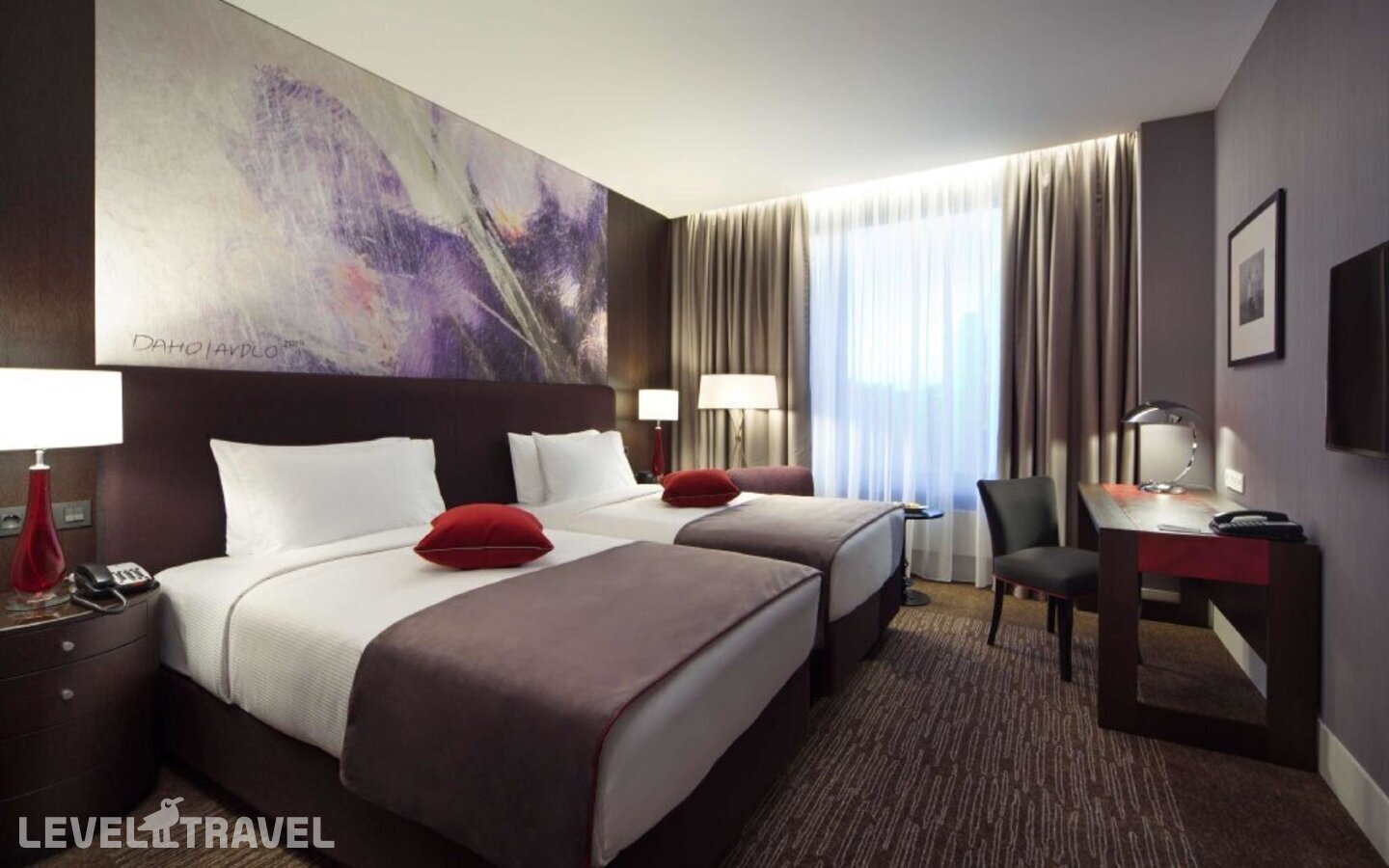 фотографии номера Премиум (две односпальные кровати) отеля Doubletree By Hilton Hotel Moscow Marina в Россия(Северный административный округ (САО)) - фото №13