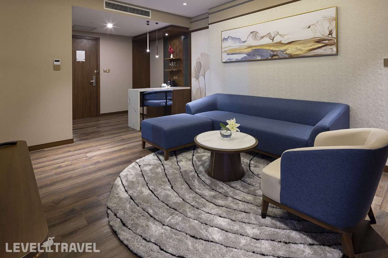 фотографии номера Представительский люкс с видом на океан отеля Annova Hotel Nha Trang в Вьетнам(Нячанг) - фото №5